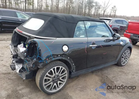 2017 Mini Convertible Cooper S z USA, uszkodzony, nr VIN WMWWG9C3XH3C82156